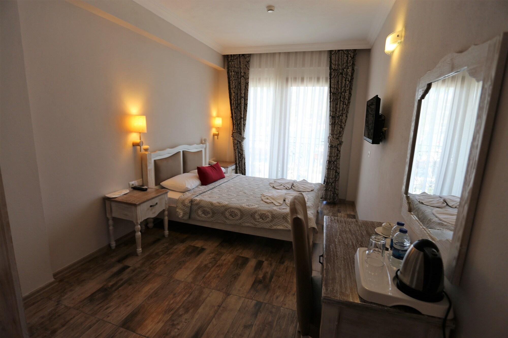 Cennet Life Hotel Fethiye Exterior photo